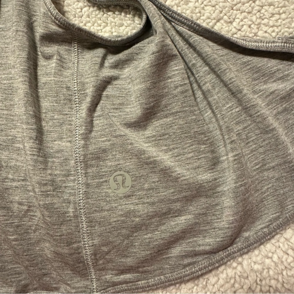 Lululemon Turn to Tie Wrap Tank Top Heathered Core Light Grey Yoga - Picture 10 of 11
